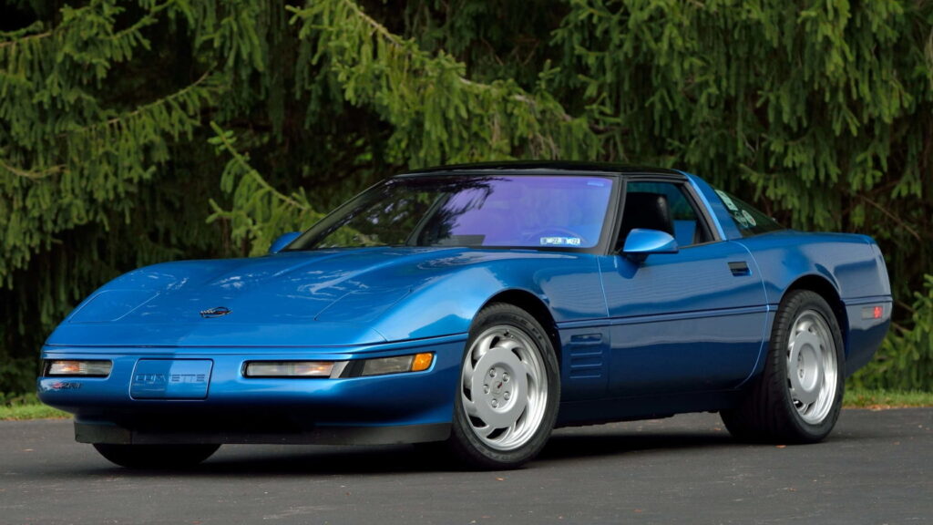 the c4 corvette, a cheap v8 sports car